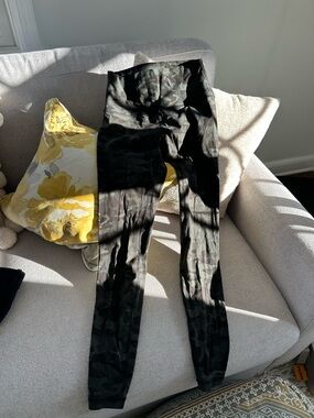 Lululemon Green Camo Leggings